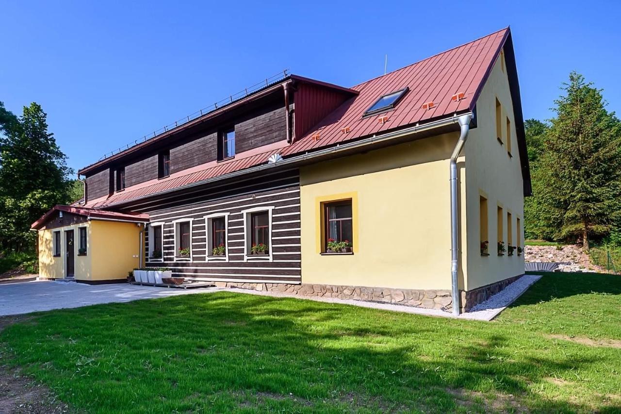 Chalupa Krenov 62 Bernsdorf Buitenkant foto