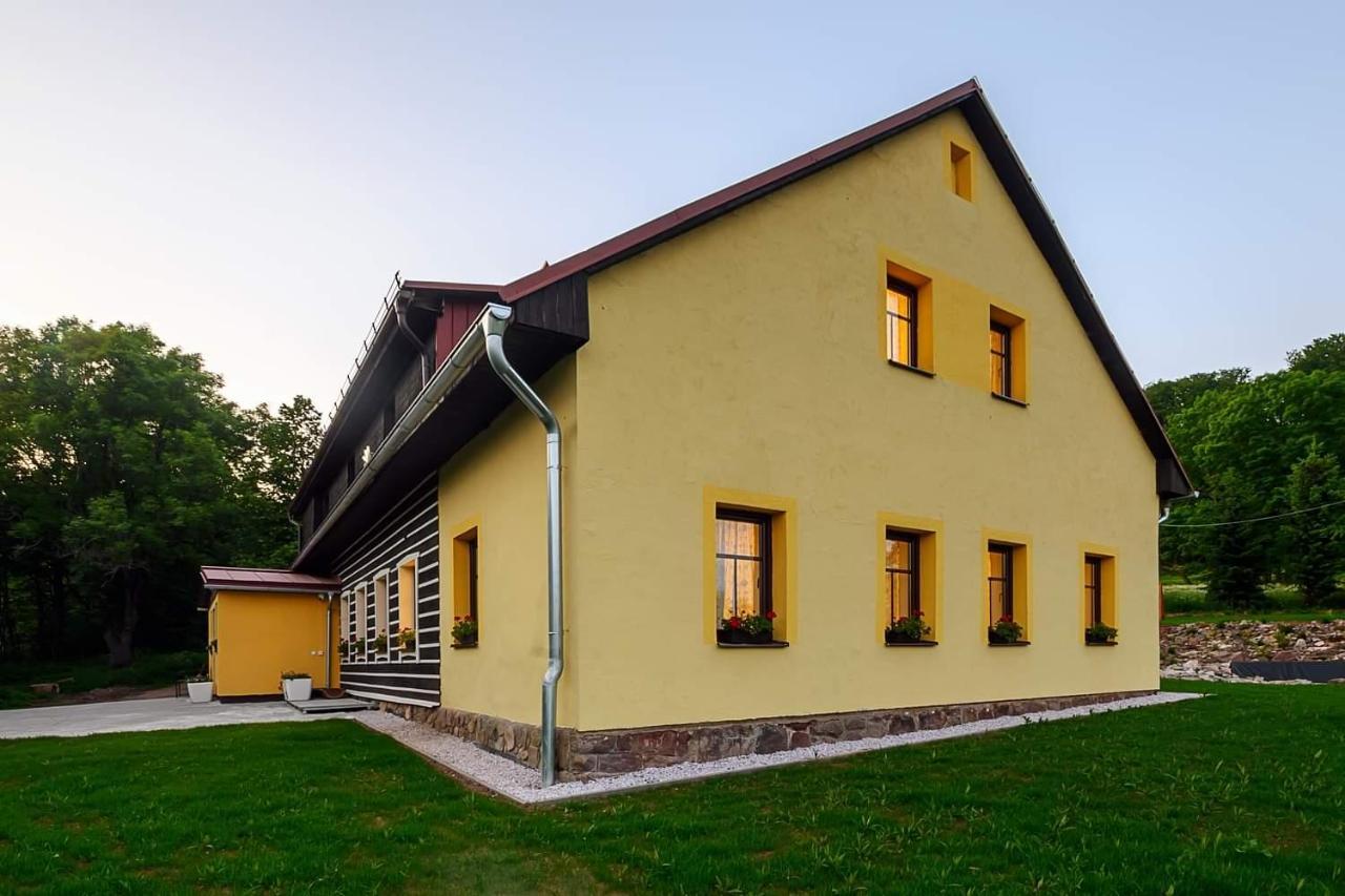 Chalupa Krenov 62 Bernsdorf Buitenkant foto